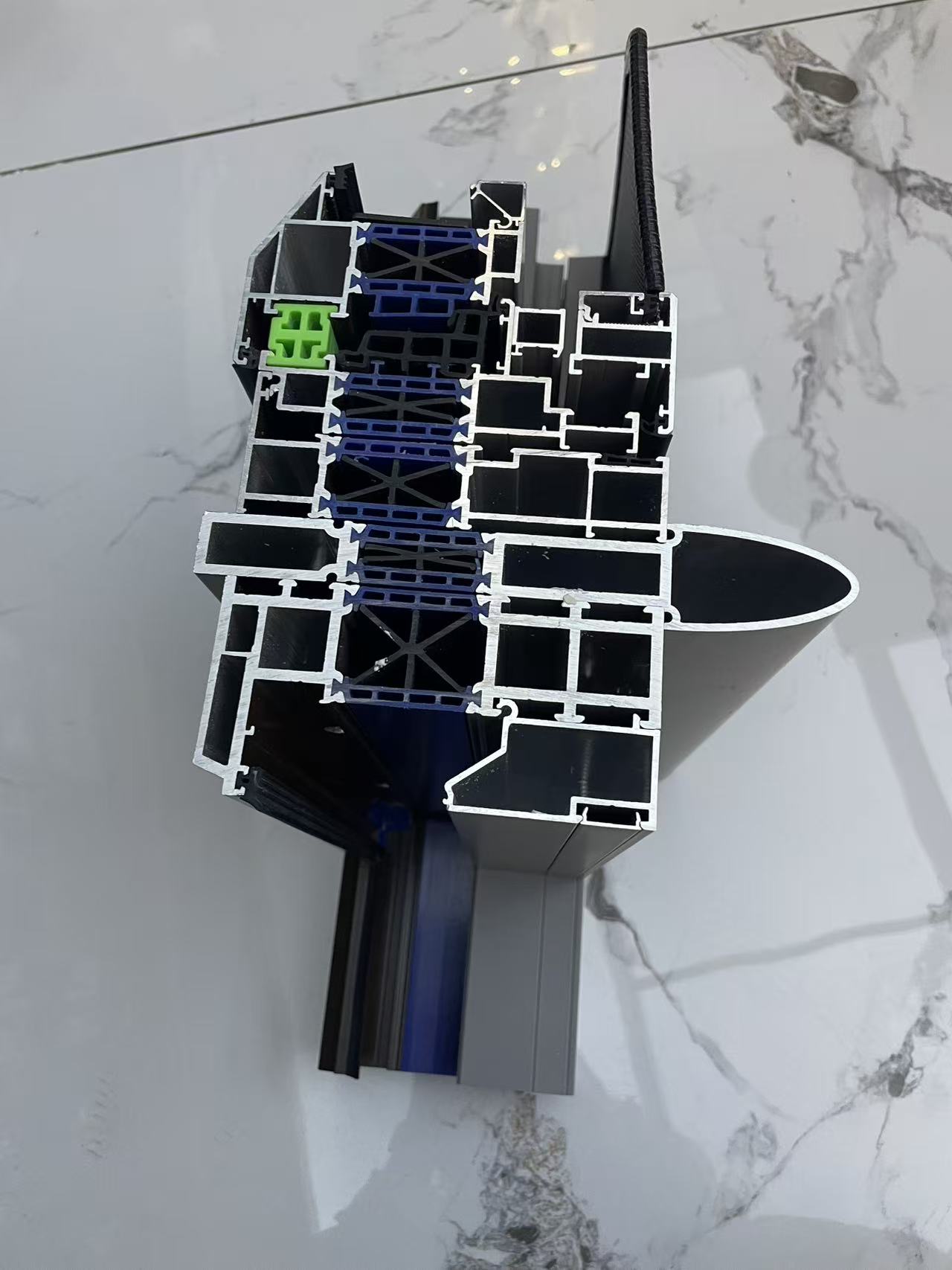 六盘水门窗